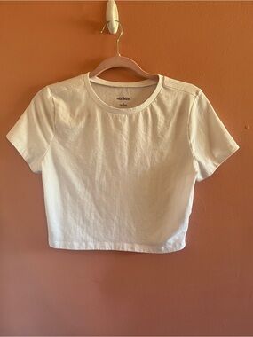 wild fable White Crewneck Crop Tee